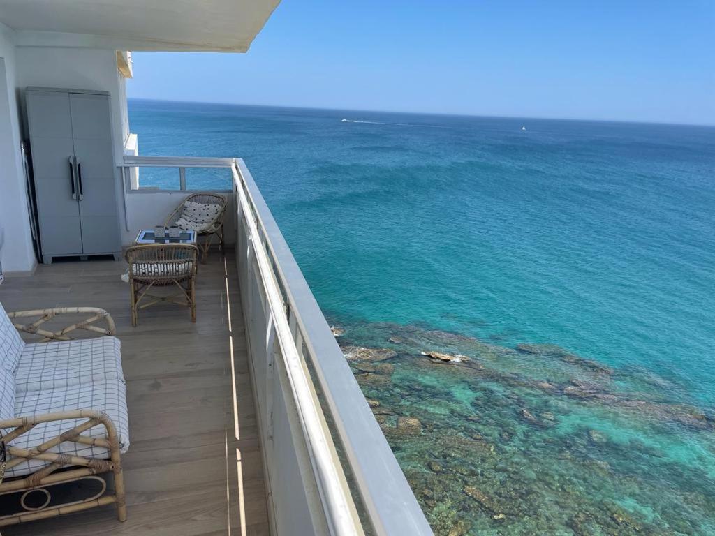 Maravilloso Apartamento En Primera Linea De Playa. Torreguadiaro Kültér fotó